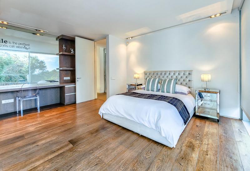 6 Bedroom Property for Sale in Camps Bay Western Cape